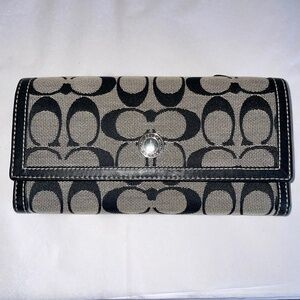 COPY - COACH Brown Signature Canvas Leather Trifold Continental Wallet